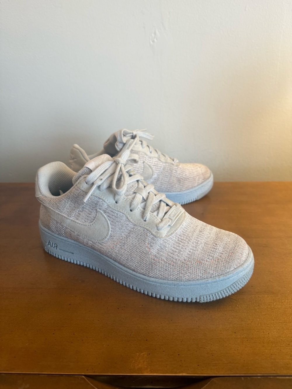 Nike Women’s Sneakers in Light Blue and Pale Gray